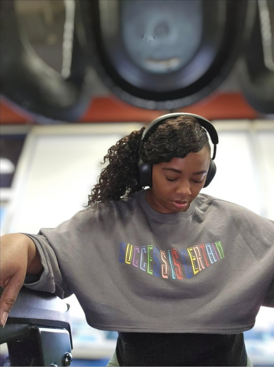 Mantra Balloon Sleeve Sweatshirt