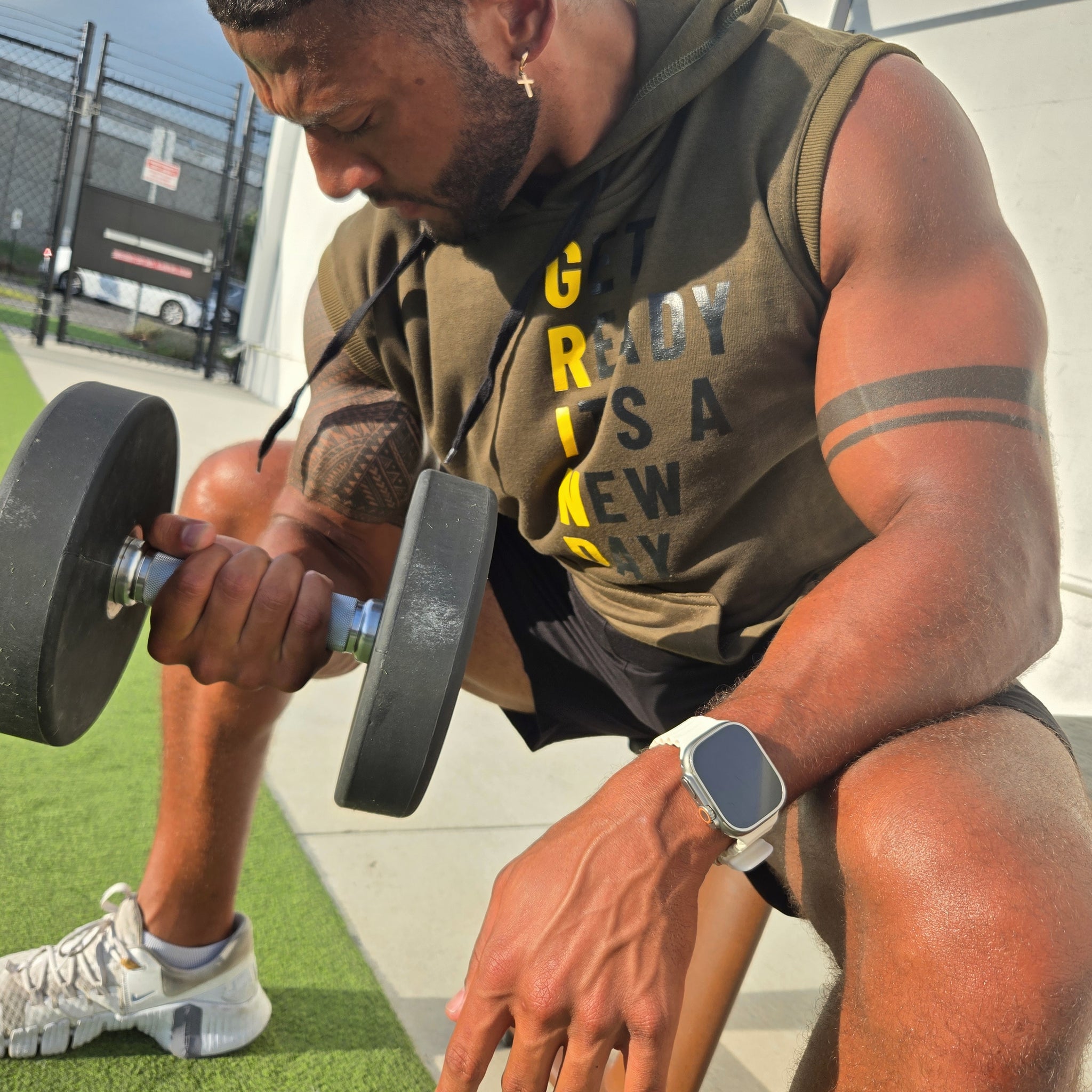 GRINDTIME Sleeveless Hoodie